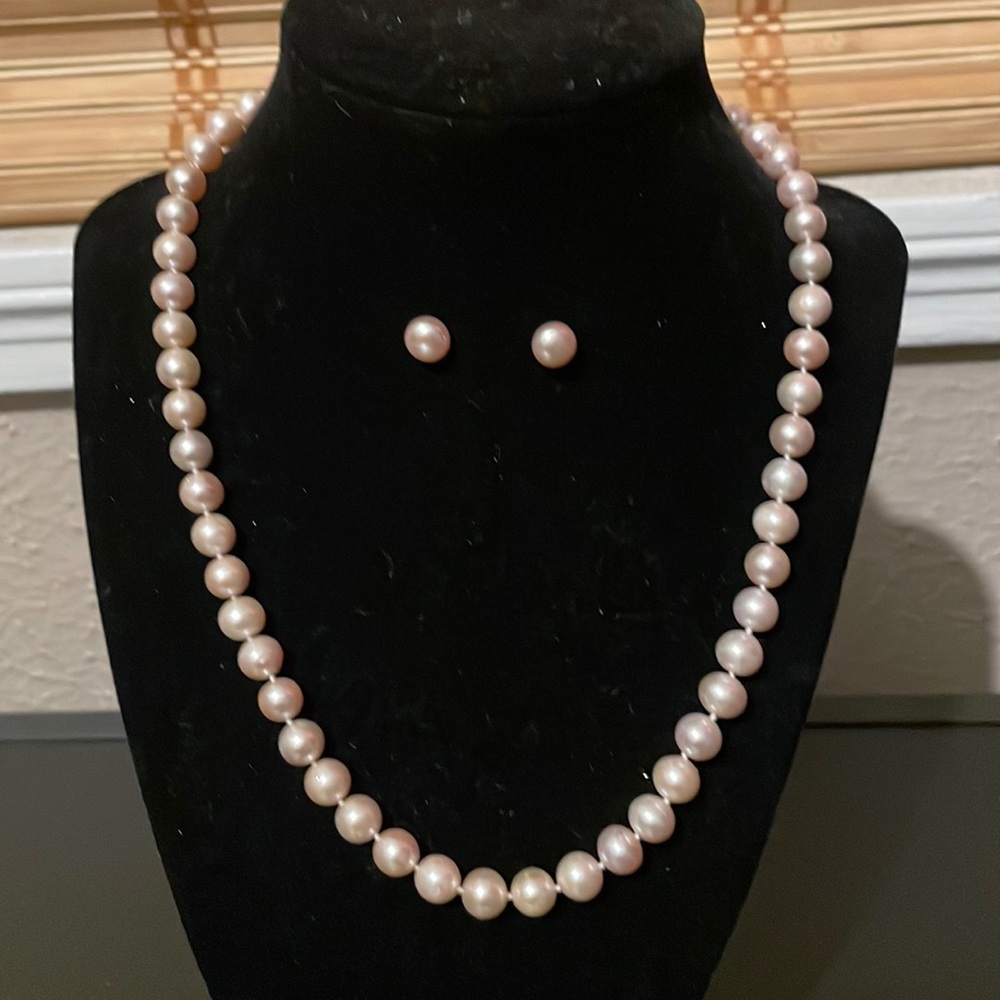 Light Pink Freshwater Pearl Necklace and Earrings 18”